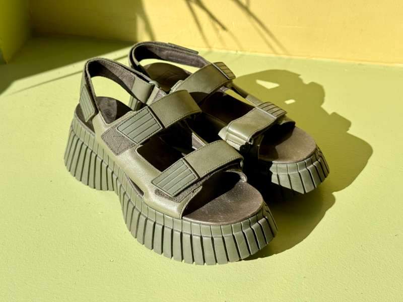 Camper sandalar